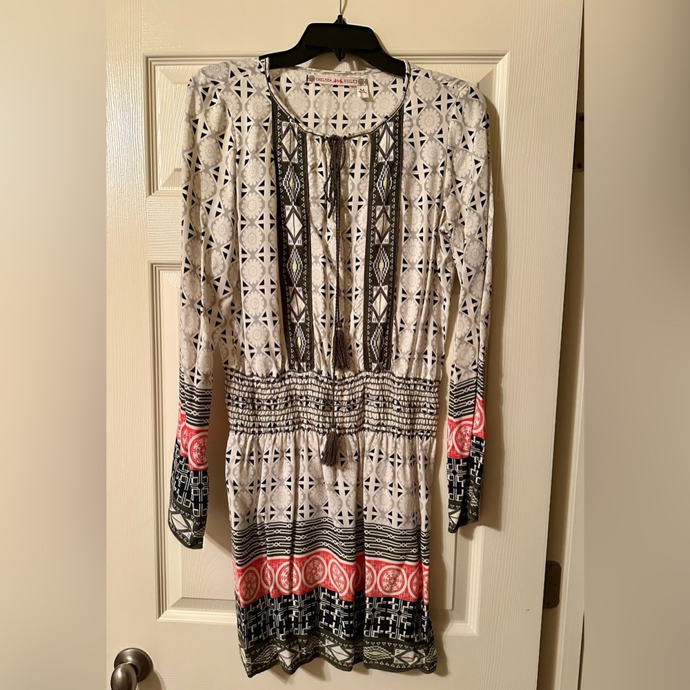 Like New Chelsea & Violet Multicolor Bono Dress